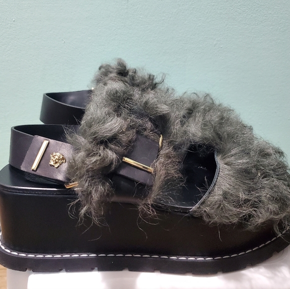 VERSACE Leather Fur Shearling Green Black Platform Clog Sandals Heels sz 41 - Picture 5 of 9